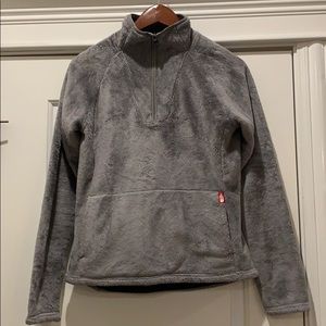 The North Face Ladie’s Osito Quarter Zip Pullover